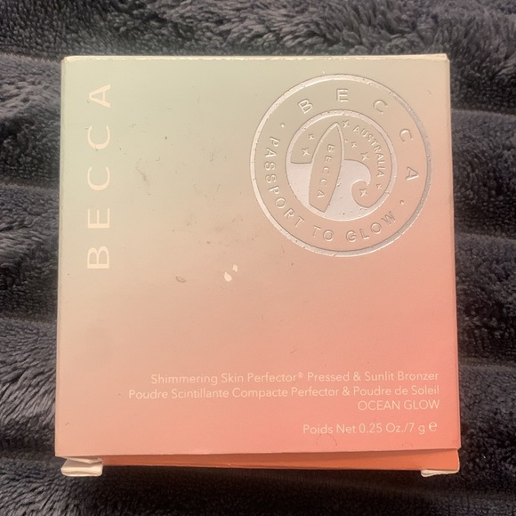 Becca Ocean Glow Skin Perfector and Bronzer - Picture 5 of 6